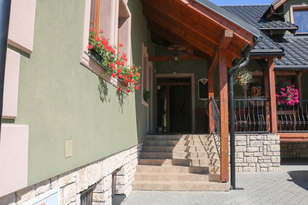 Penzion Rodus Rajec Exterior foto
